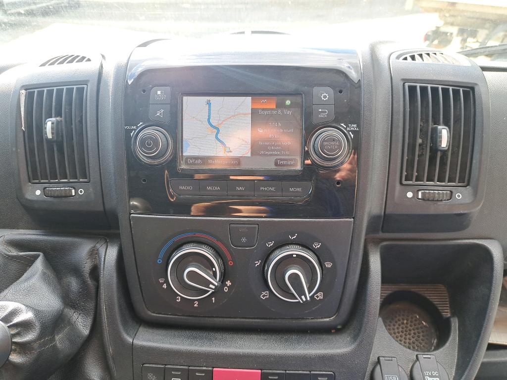 Peugeot BOXER TOLE 335 L2H2 BLUEHDI 120 S&S ASPHALT 2021