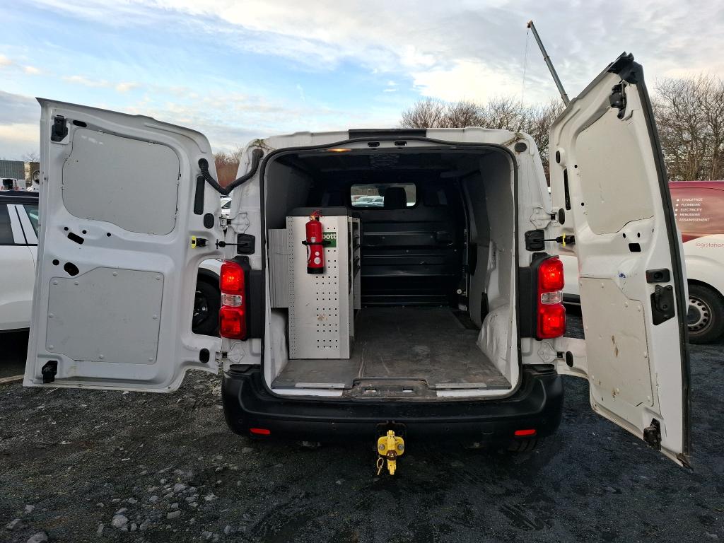 Peugeot EXPERT FGN TOLE STANDARD BLUEHDI 145 S&S EAT8 ASPHALT 2022