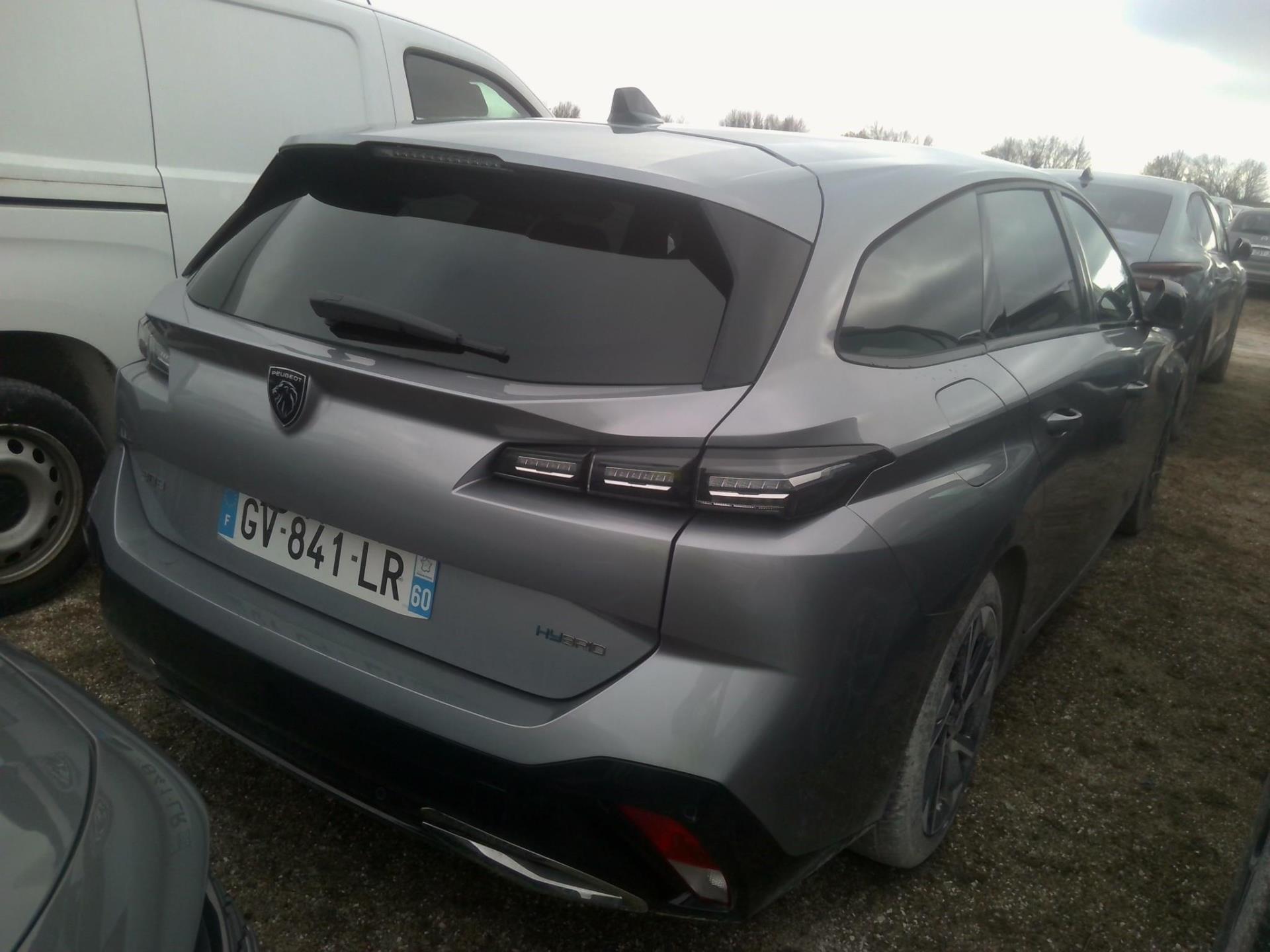 Peugeot 308 SW PHEV 180 e-EAT8 Allure 2024