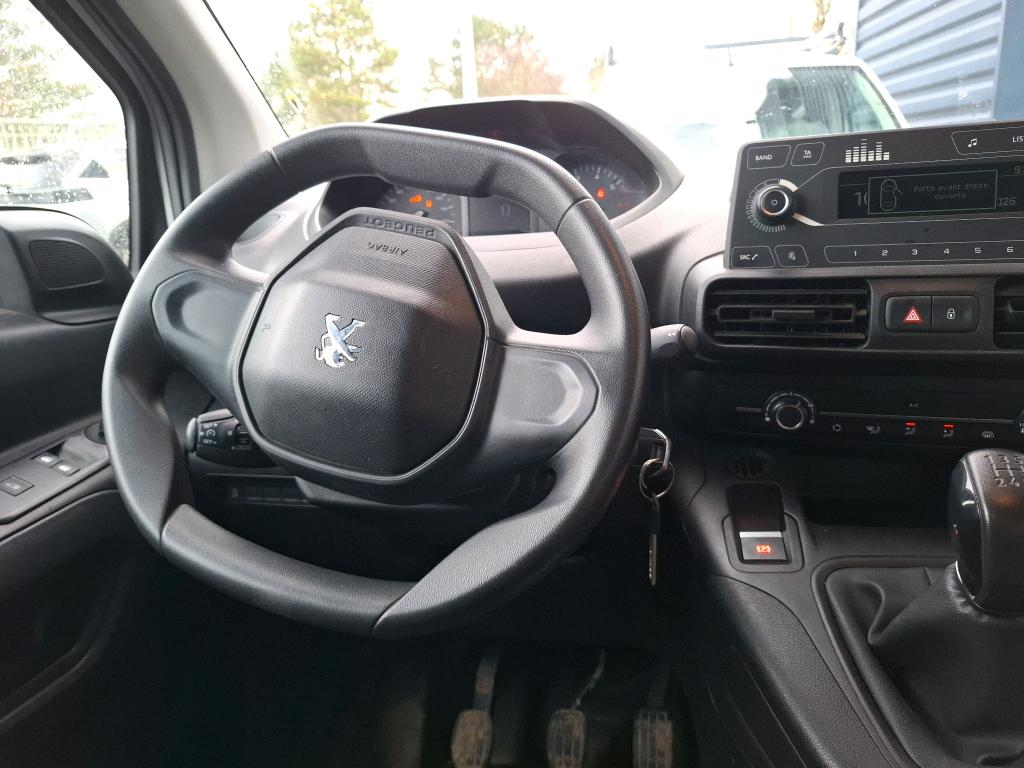 Peugeot PARTNER FOURGON STANDARD 650 KG BLUEHDI 100 S&S BVM5 PREMIUM 2021