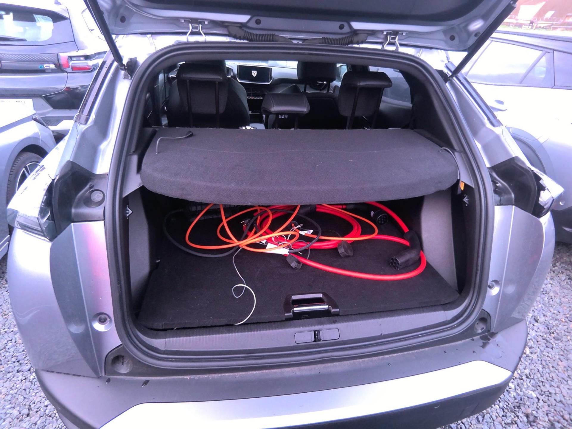 Peugeot 2008 Electrique 156 ch 54 kWh GT 2025