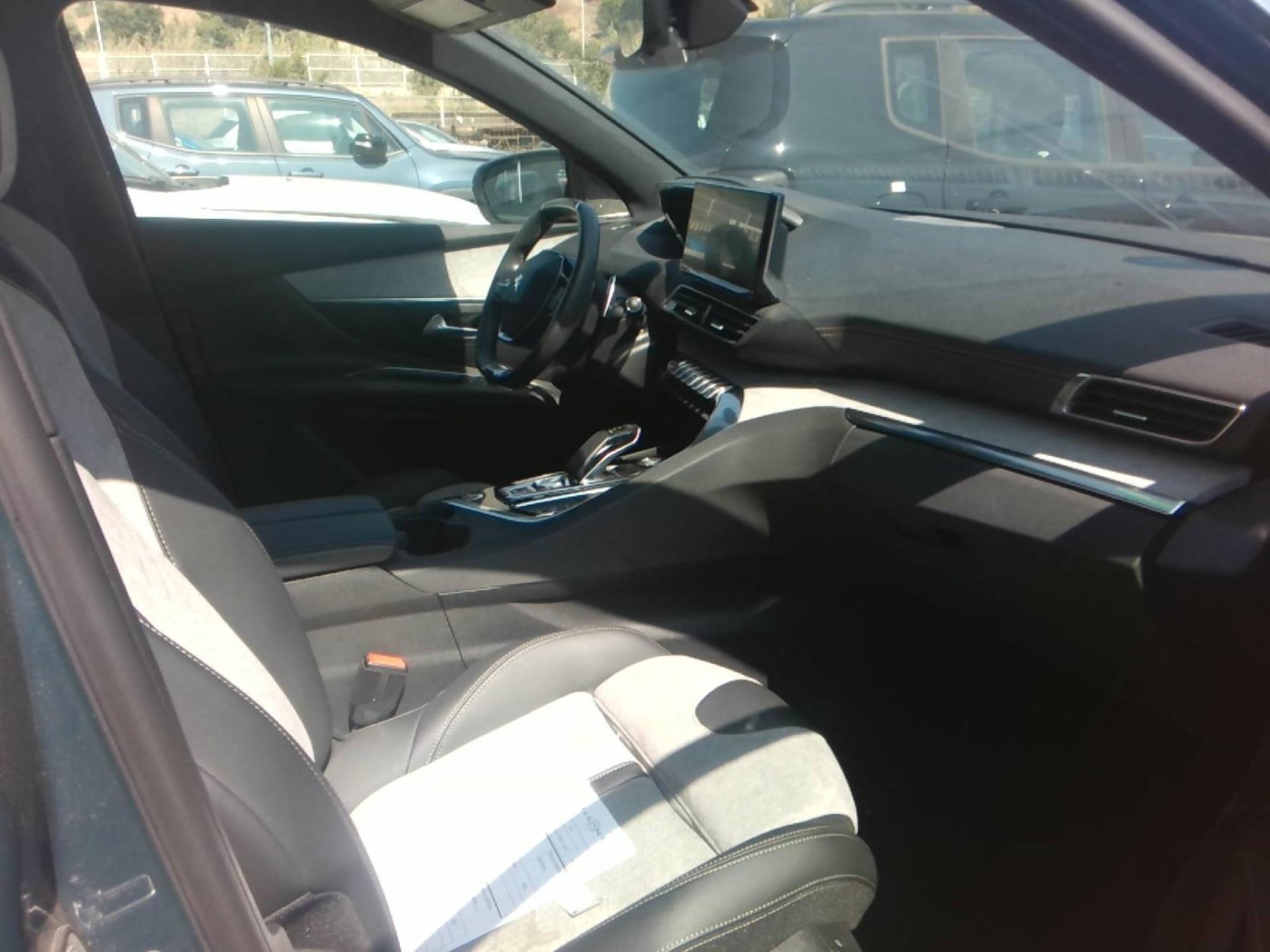 Peugeot 3008 Hybrid 225 e-EAT8 GT Pack 2021