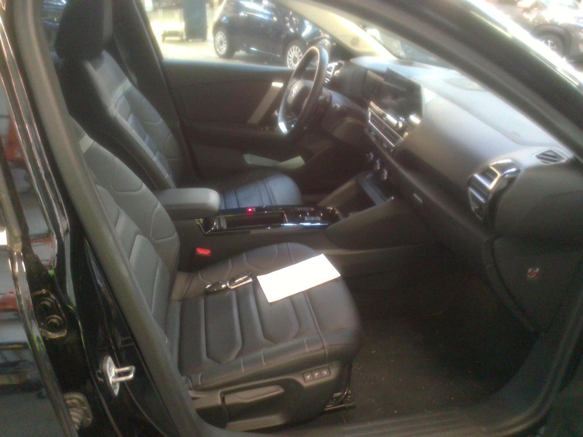 Citroen C4 PureTech 130 S&S EAT8 Shine 2023