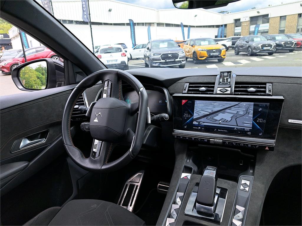DS DS7 Crossback Hybride E-Tense 300 EAT8 4x4 Performance Line+ 2020