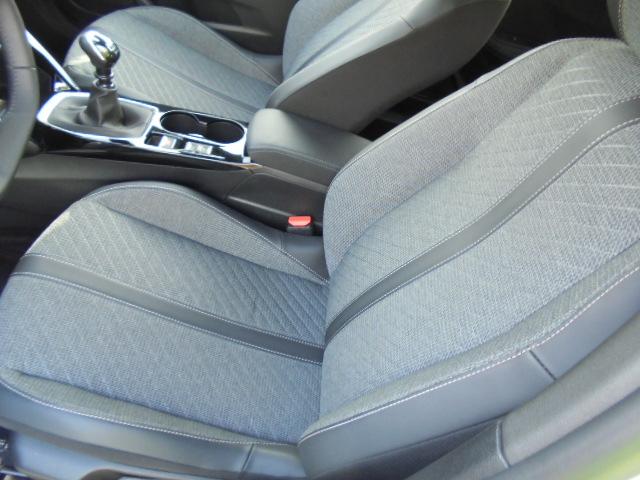 Foto Peugeot 2008 10