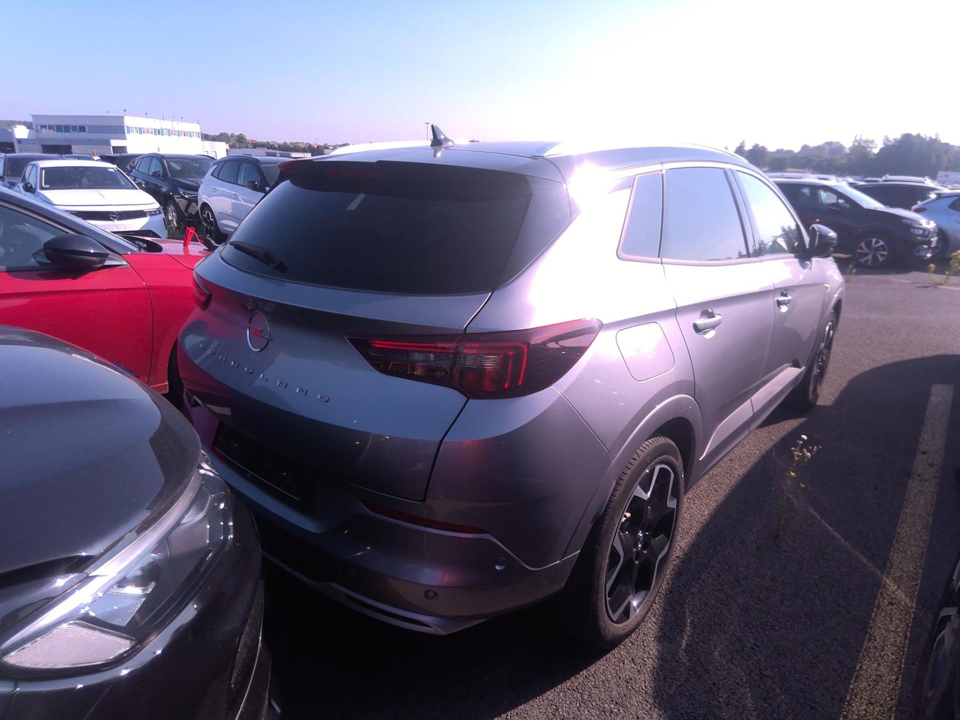Opel Grandland Hybrid4 300 ch AWD BVA8 Ultimate 2022