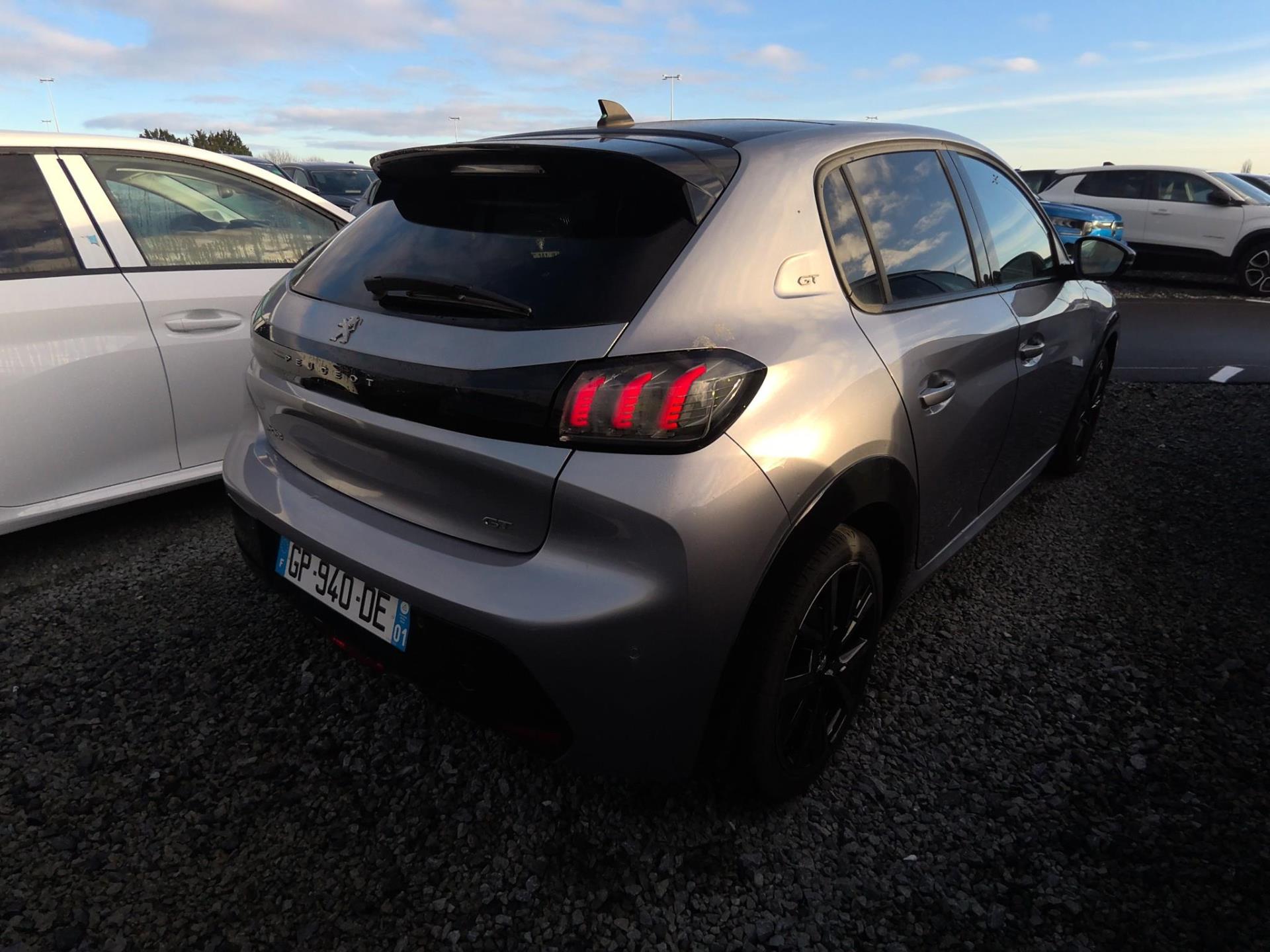 Peugeot 208 BlueHDi 100 S&S BVM6 GT 2023