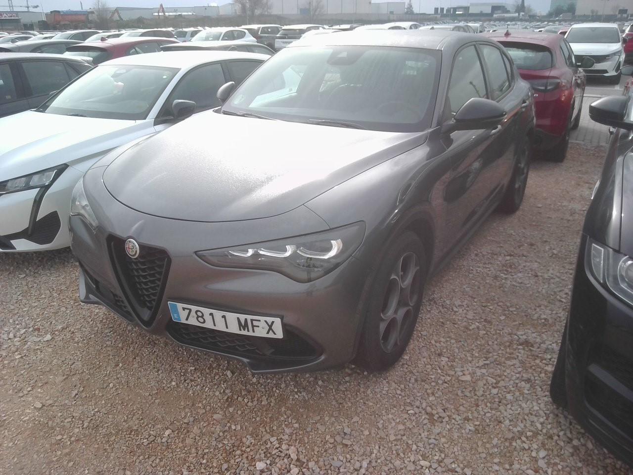 Foto Alfa Romeo Stelvio 2