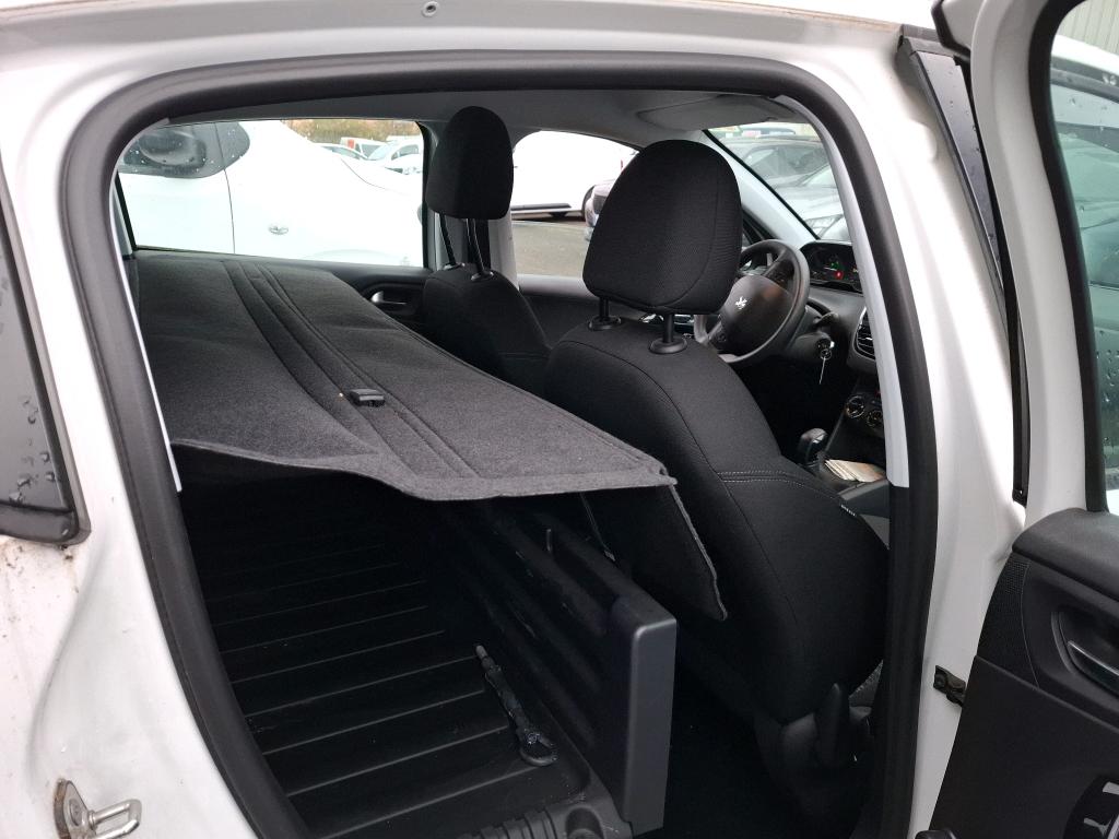 Peugeot 208 AFFAIRE PURETECH 82 S&S BVM5 PREMIUM PACK 2018