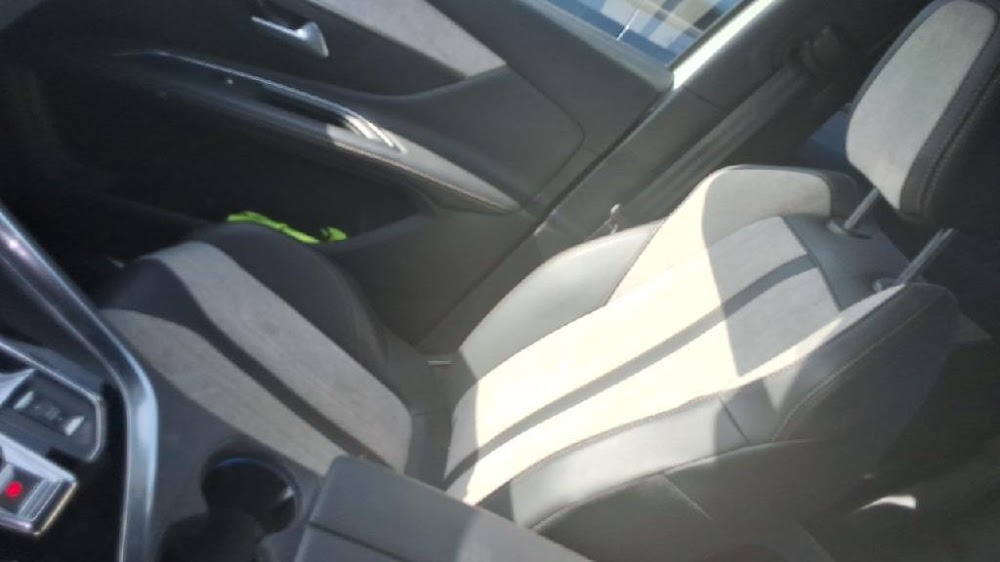 Foto Peugeot 3008 Hybrid 9