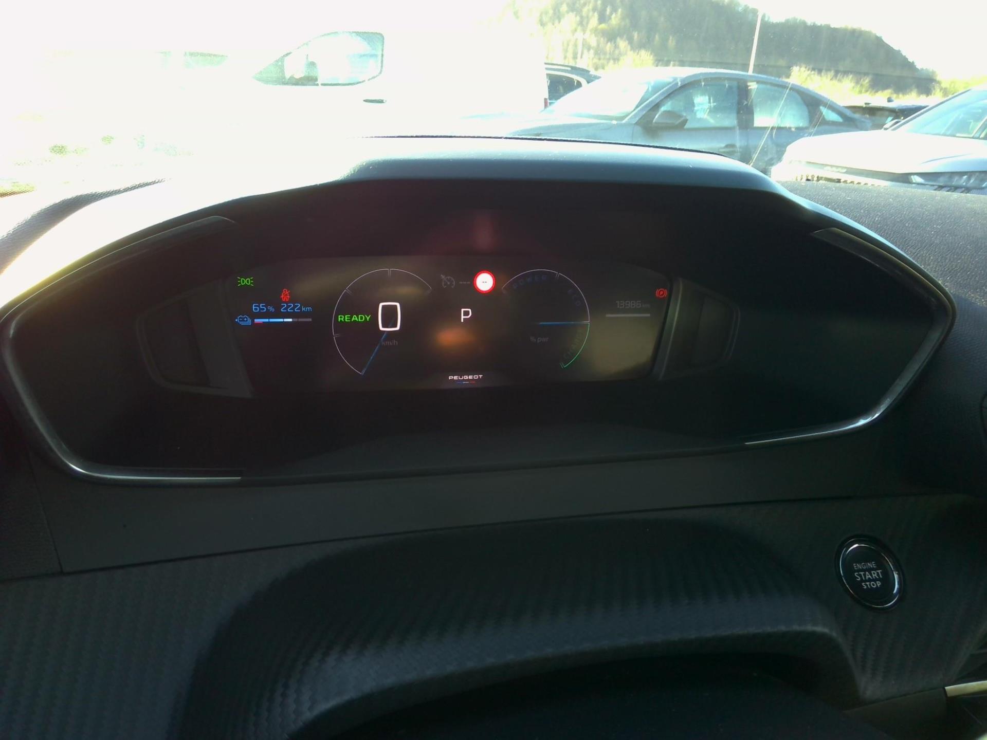 Peugeot 2008 Electrique 156 ch 54 kWh Allure 2025