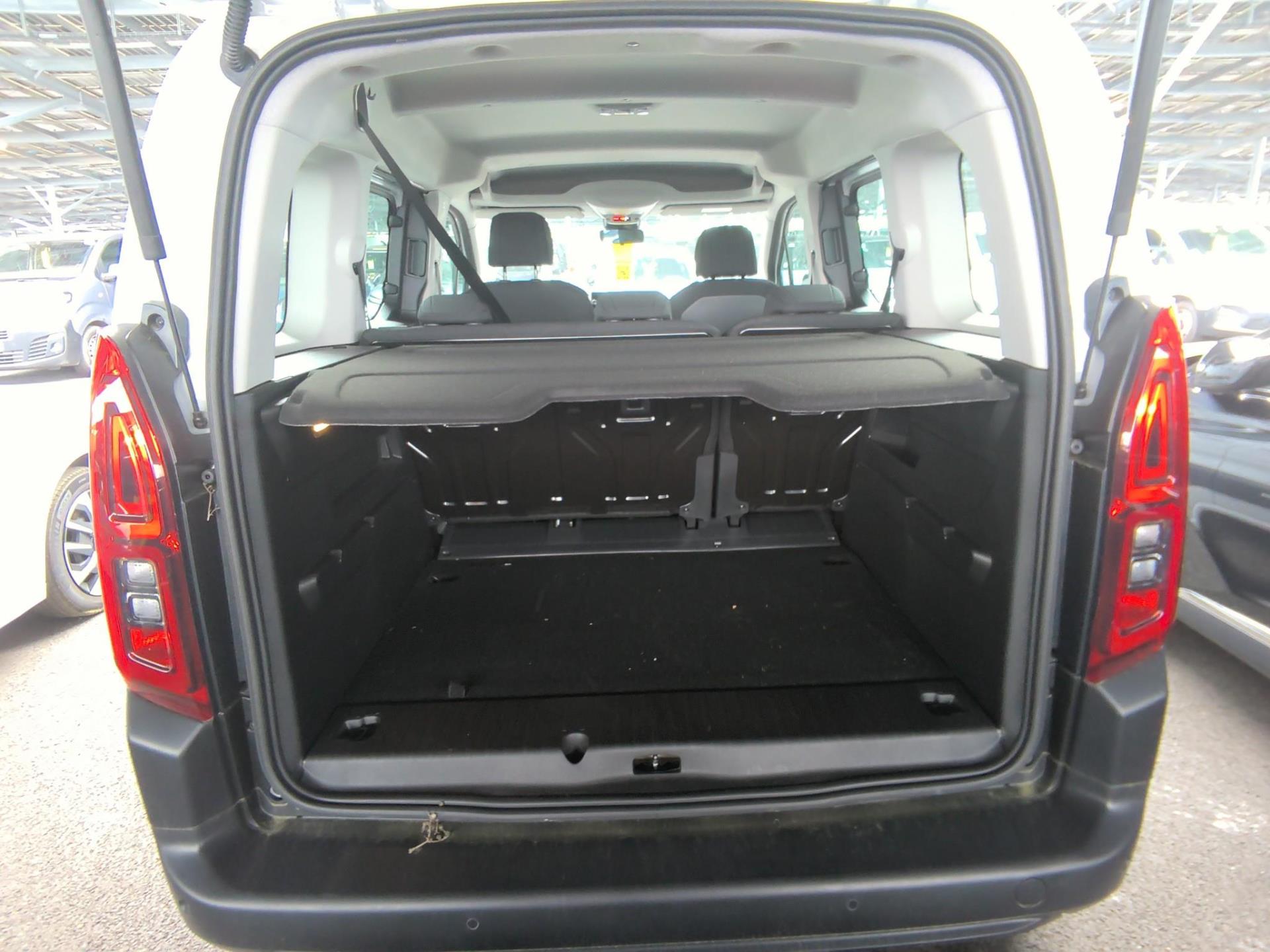 Citroen e-Berlingo Taille M 136 ch 54 kWh Plus 2025