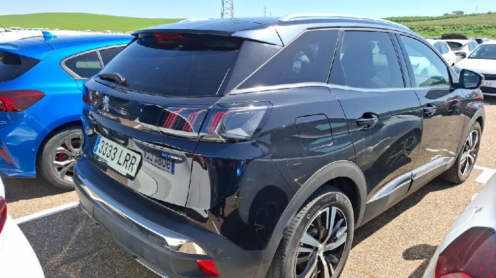 Foto Peugeot 3008 Hybrid 10
