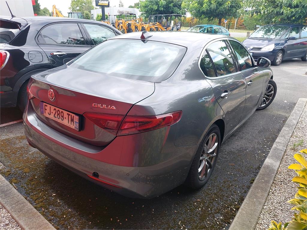 ALFA ROMEO Giulia 2.2 160 ch AT8 Super 2019