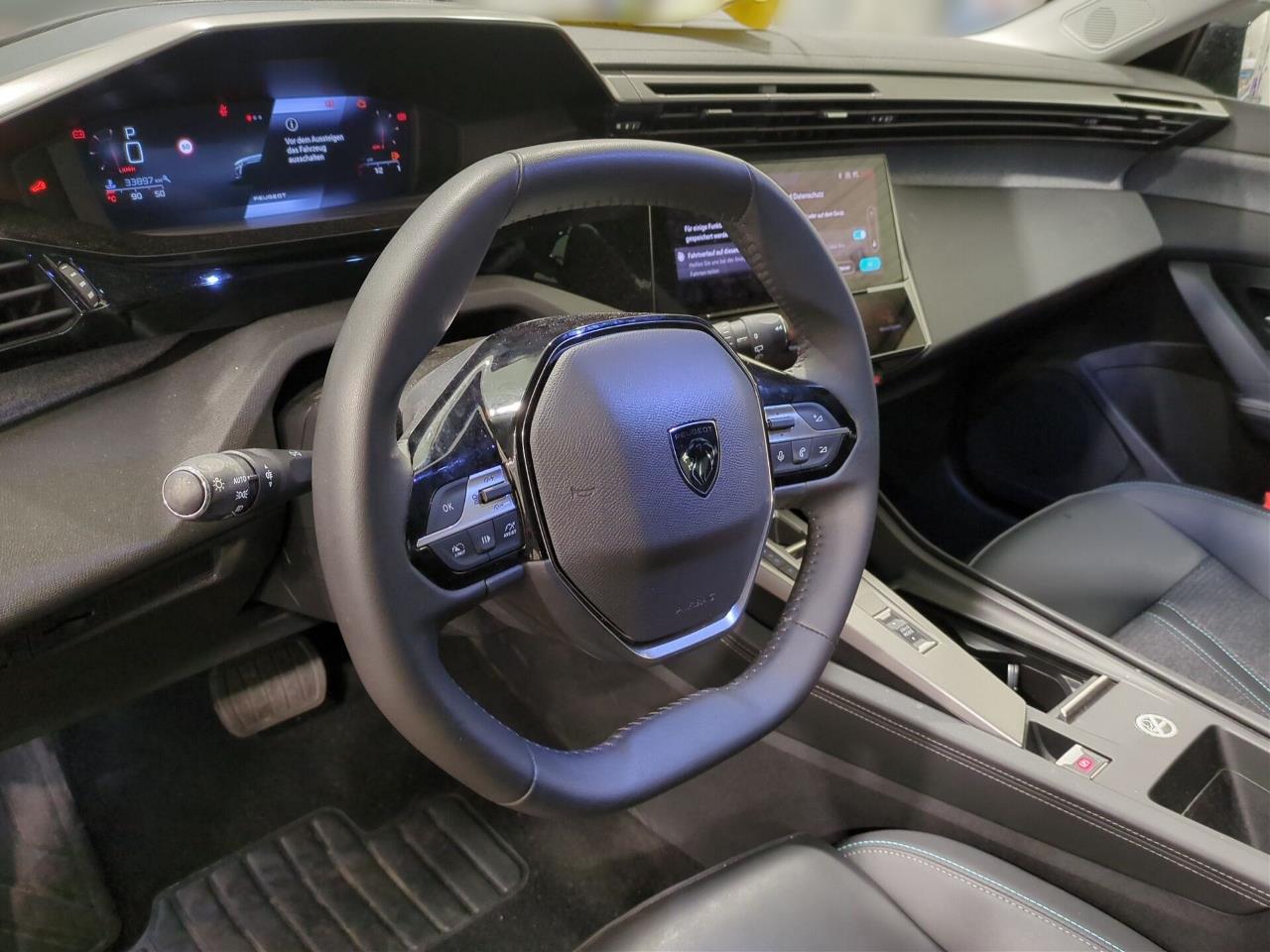 Peugeot 308 III