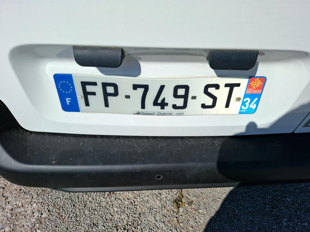 Peugeot PARTNER FOURGON STANDARD 650 KG BLUEHDI 100 S&S BVM5 PREMIUM 2020