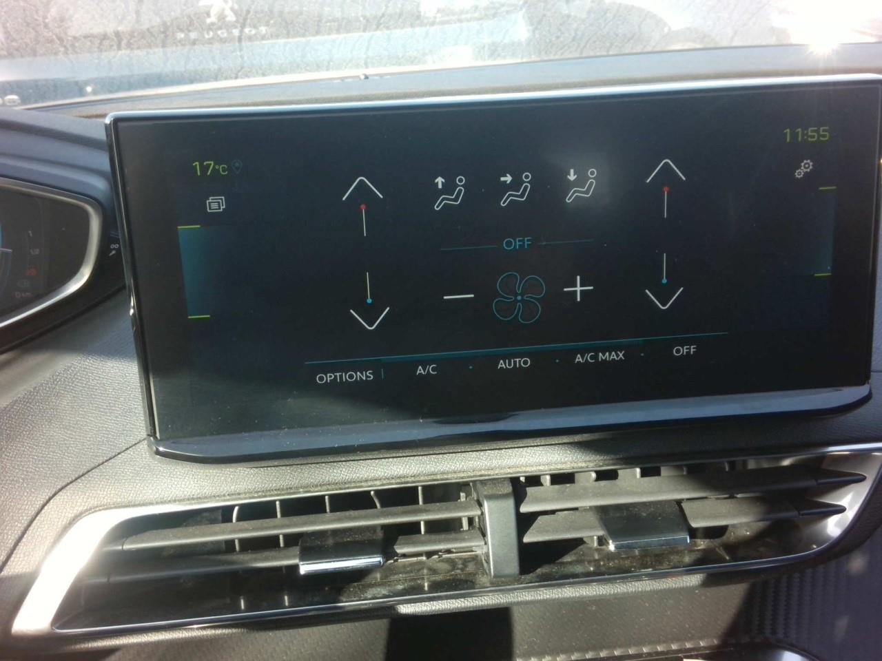 Foto Peugeot 3008 Hybrid 9