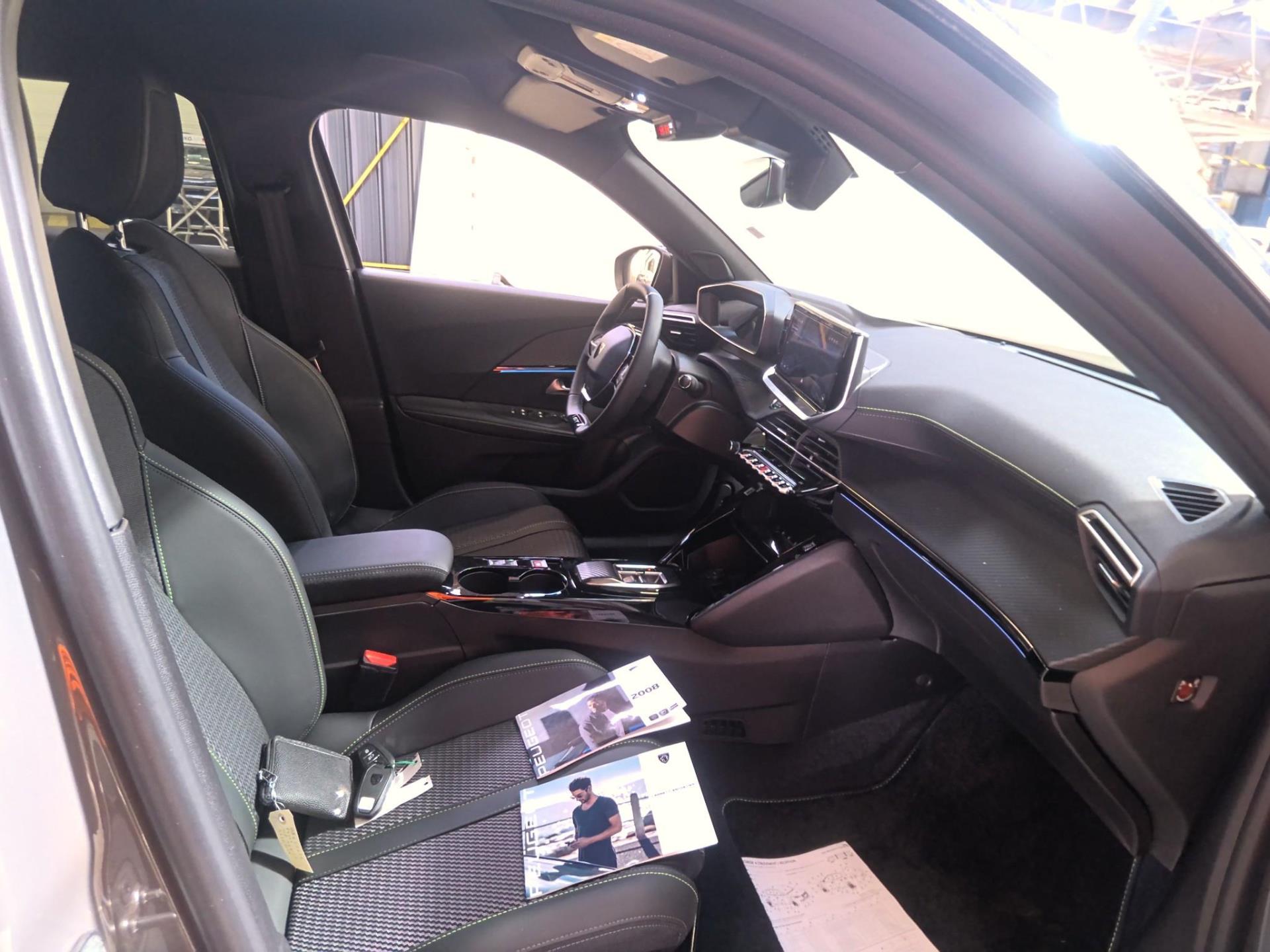 Peugeot 2008 Electrique 54 kWh 156 ch GT 2023