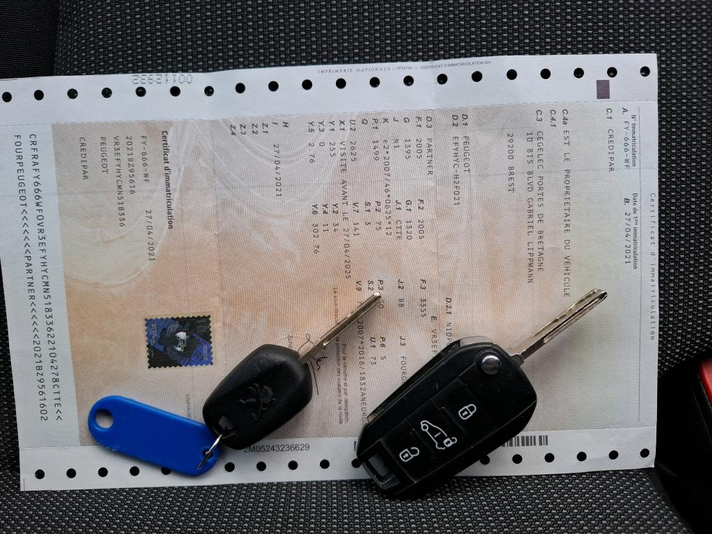 Peugeot PARTNER FOURGON STANDARD 650 KG BLUEHDI 100 S&S BVM5 PREMIUM 2021