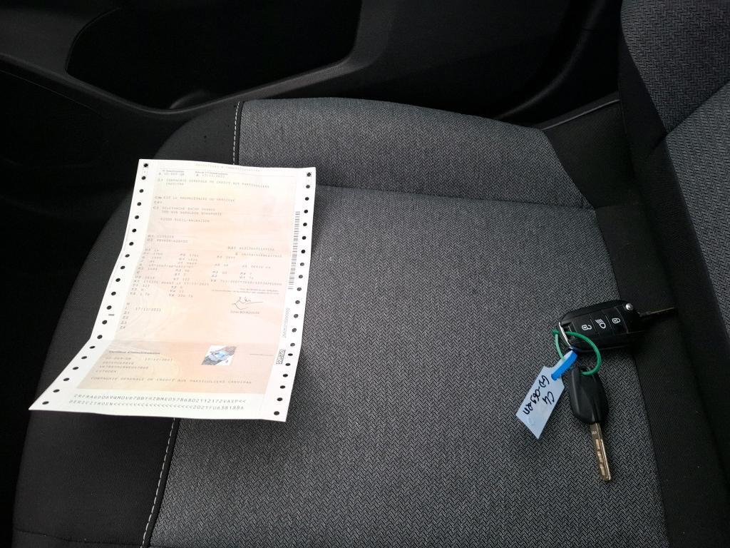 Citroen C4 SOCIETE BLUEHDI 130 S&S EAT8 FEEL NAV BUSINESS R 2021