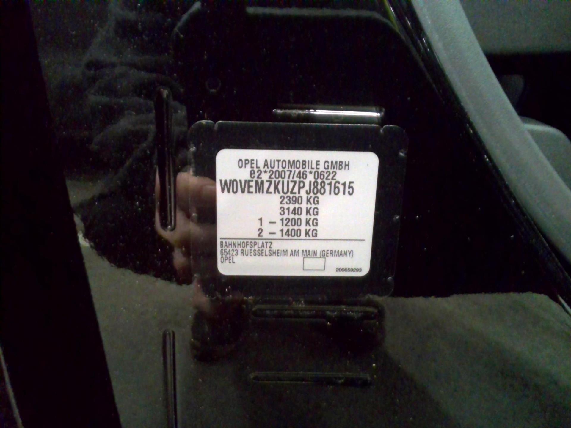 Opel E-Combo Life Taille XL 136 ch 100 kW Batterie 54 kWh Elegance 2024