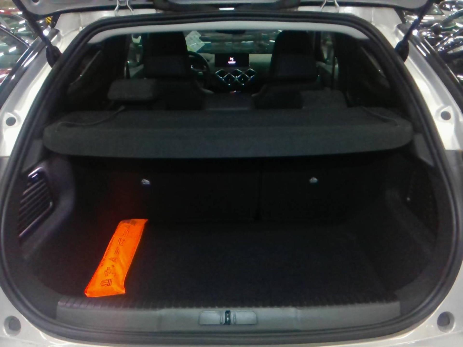 DS DS 3 PureTech 130 EAT8 Performance Line 2024