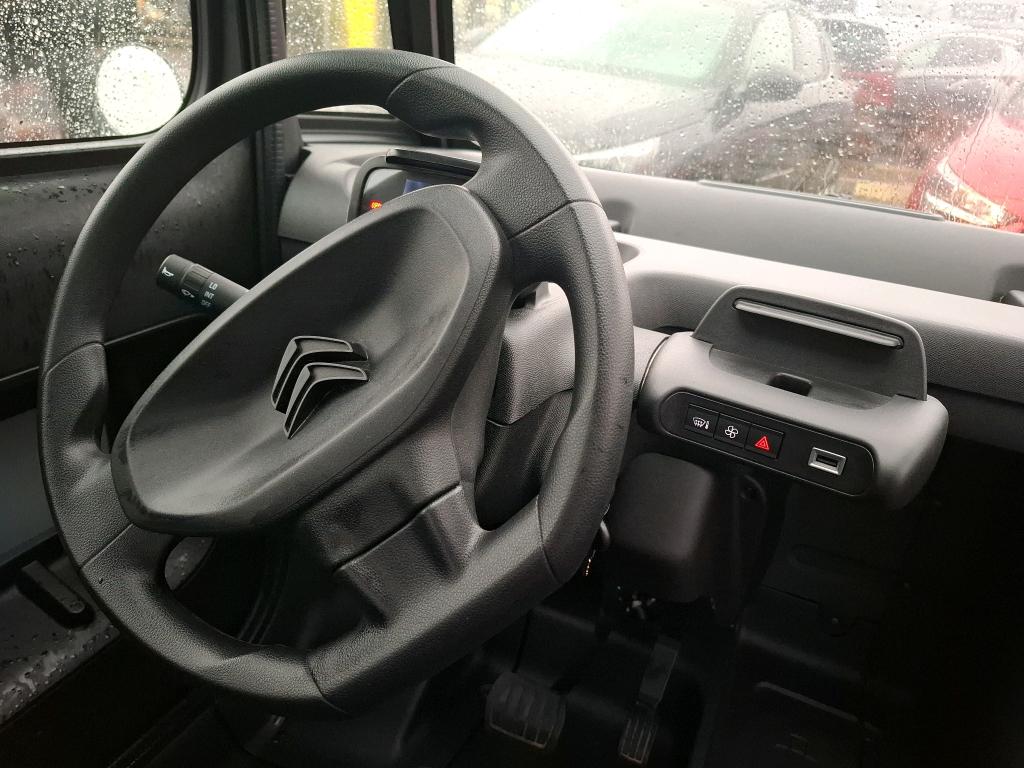 Citroen AMI 