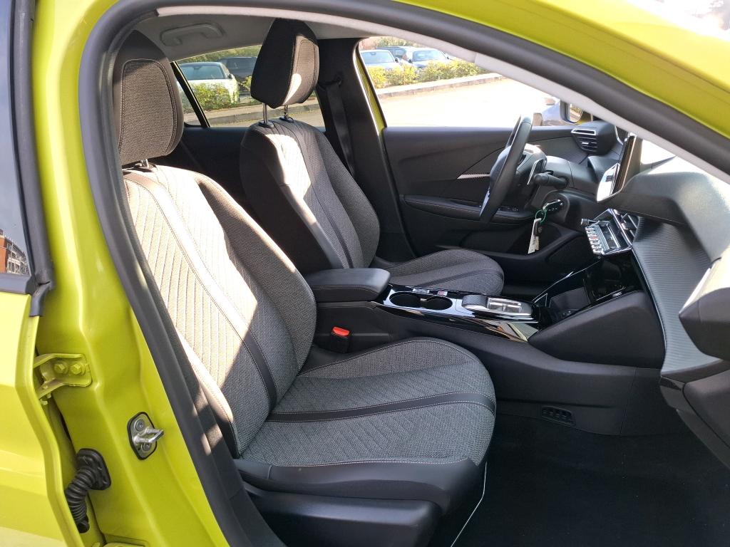 Peugeot 208 Hybrid 100 e-DCS6 Allure 2024