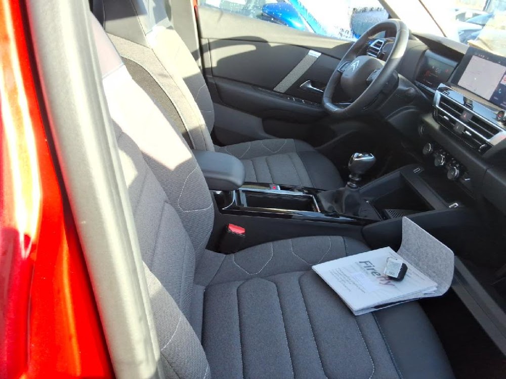 Foto Citroën C4 X 12