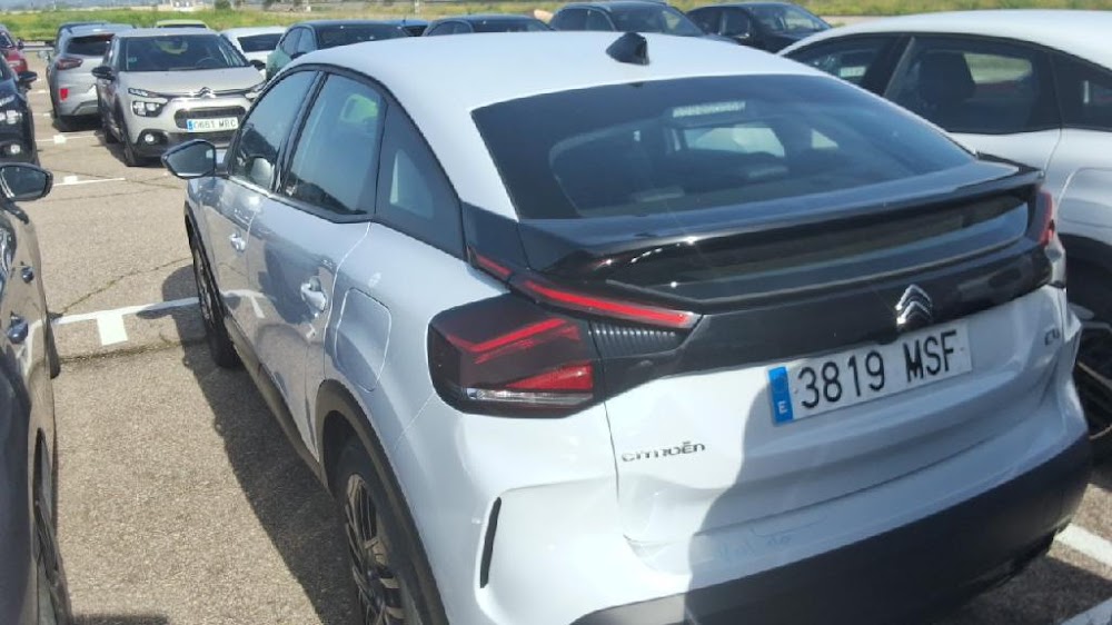Foto Citroën C4 X 14