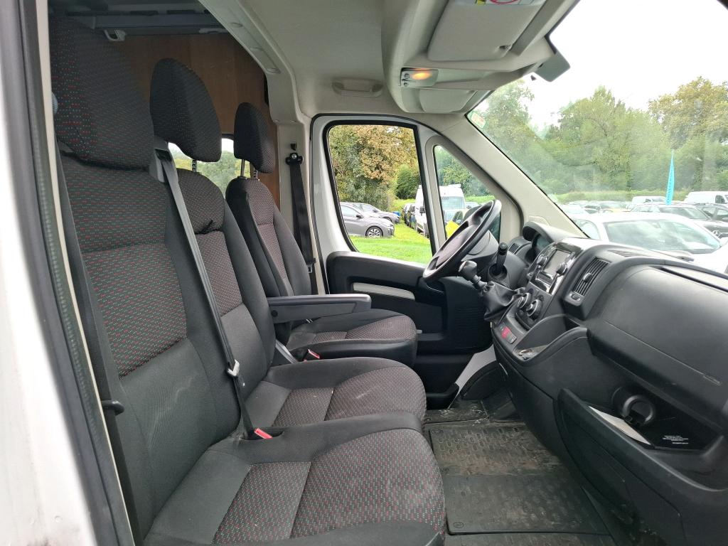 Peugeot BOXER TOLE 335 L2H2 BLUEHDI 120 S&S PREMIUM 2021