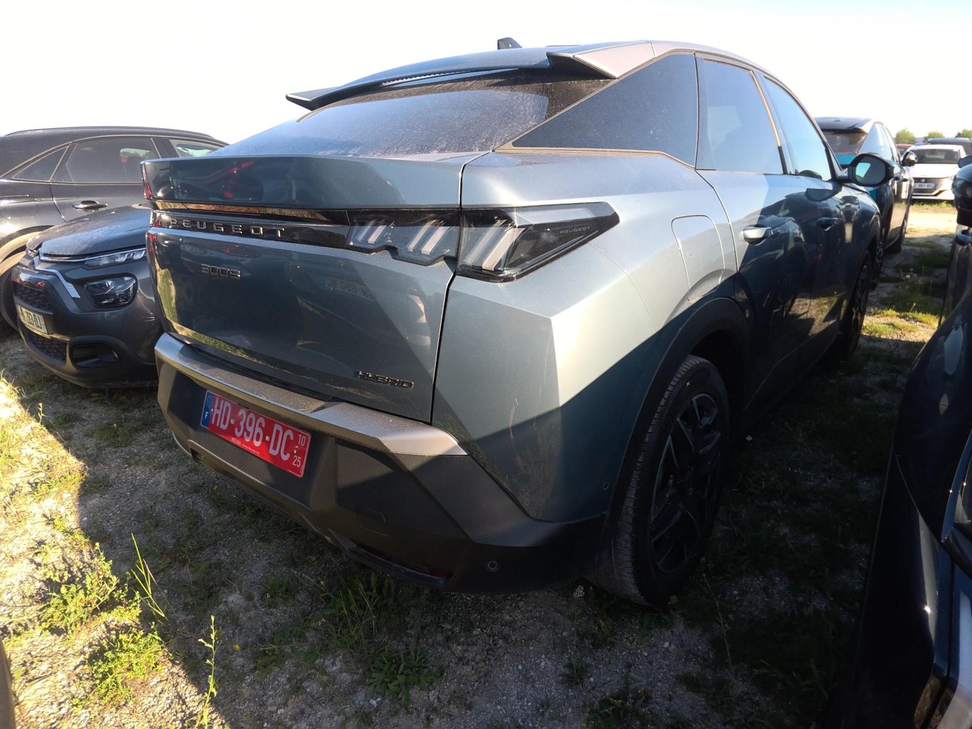 Peugeot 3008 Hybrid 145 e-DCS6 Allure 2025