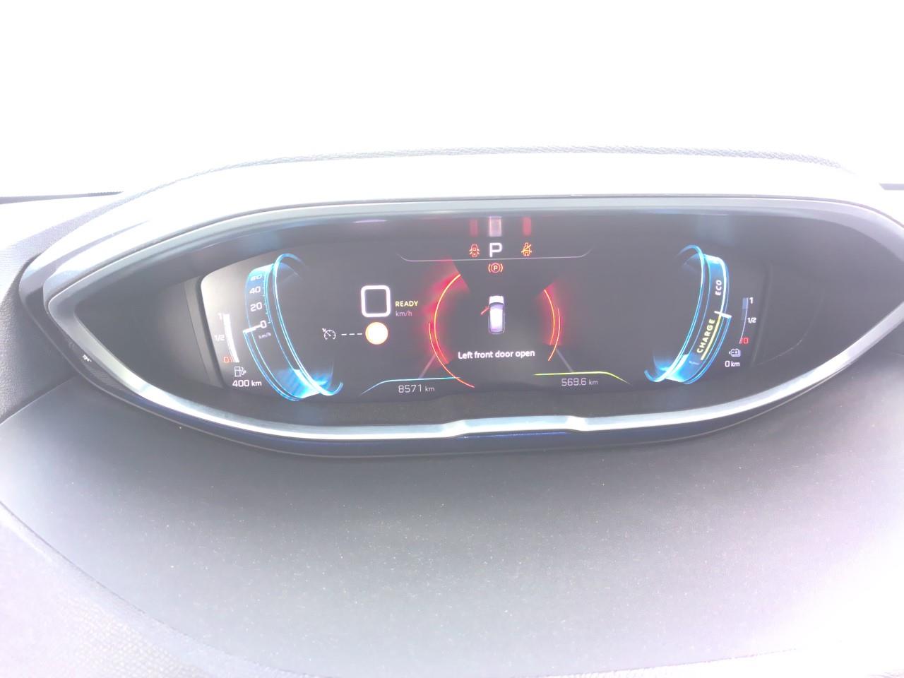 Foto Peugeot 3008 Hybrid 5