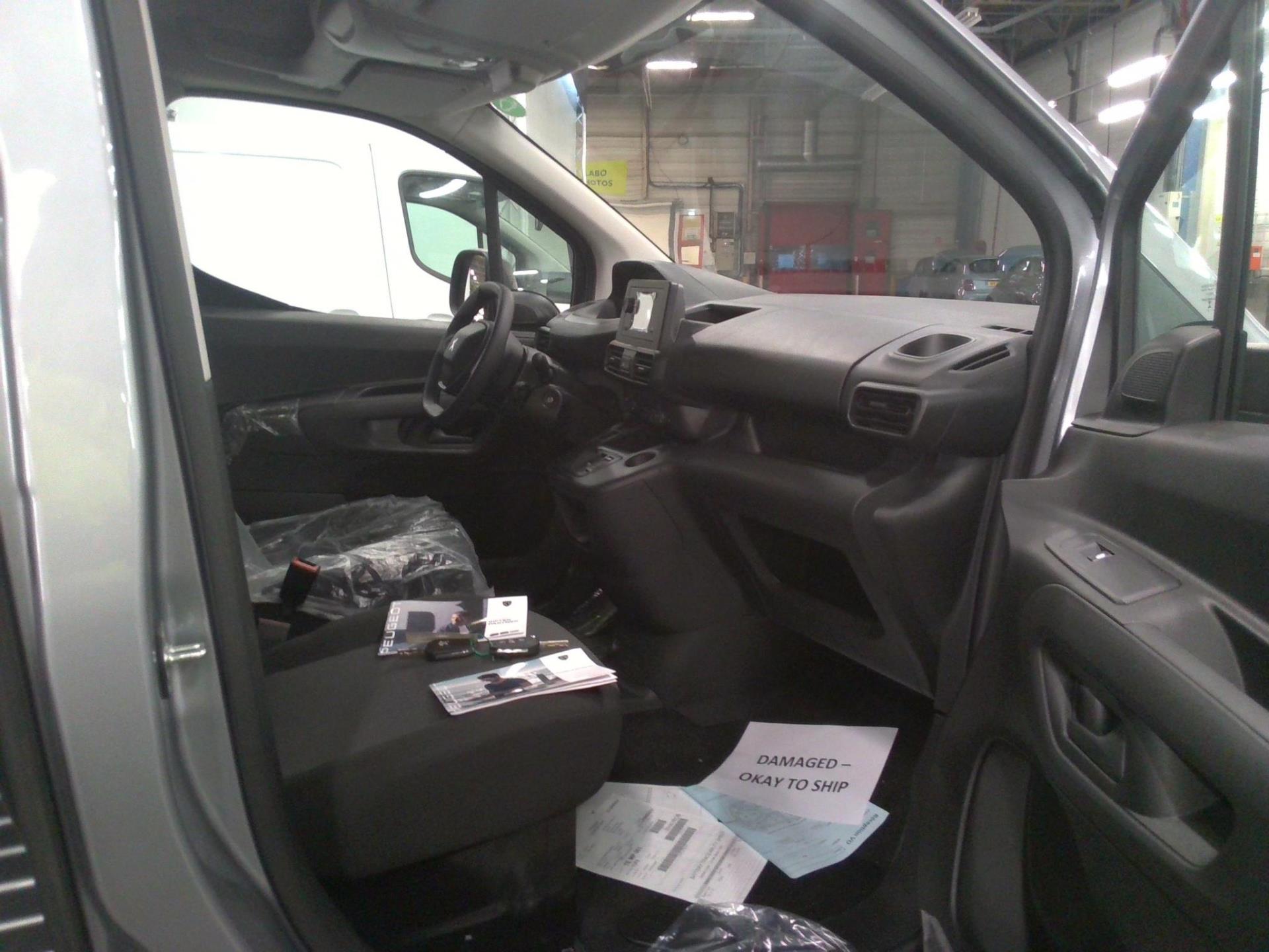 Peugeot E-PARTNER FOURGON M 800 KG 136 CH BATTERIE 50 KWH  2023