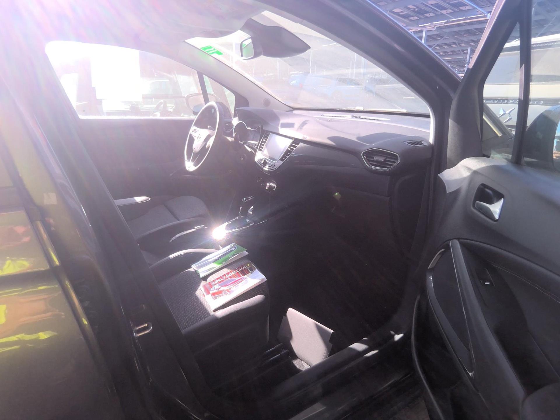 Opel Crossland 1.2 Turbo 130 ch BVA6 Elegance Business 2023