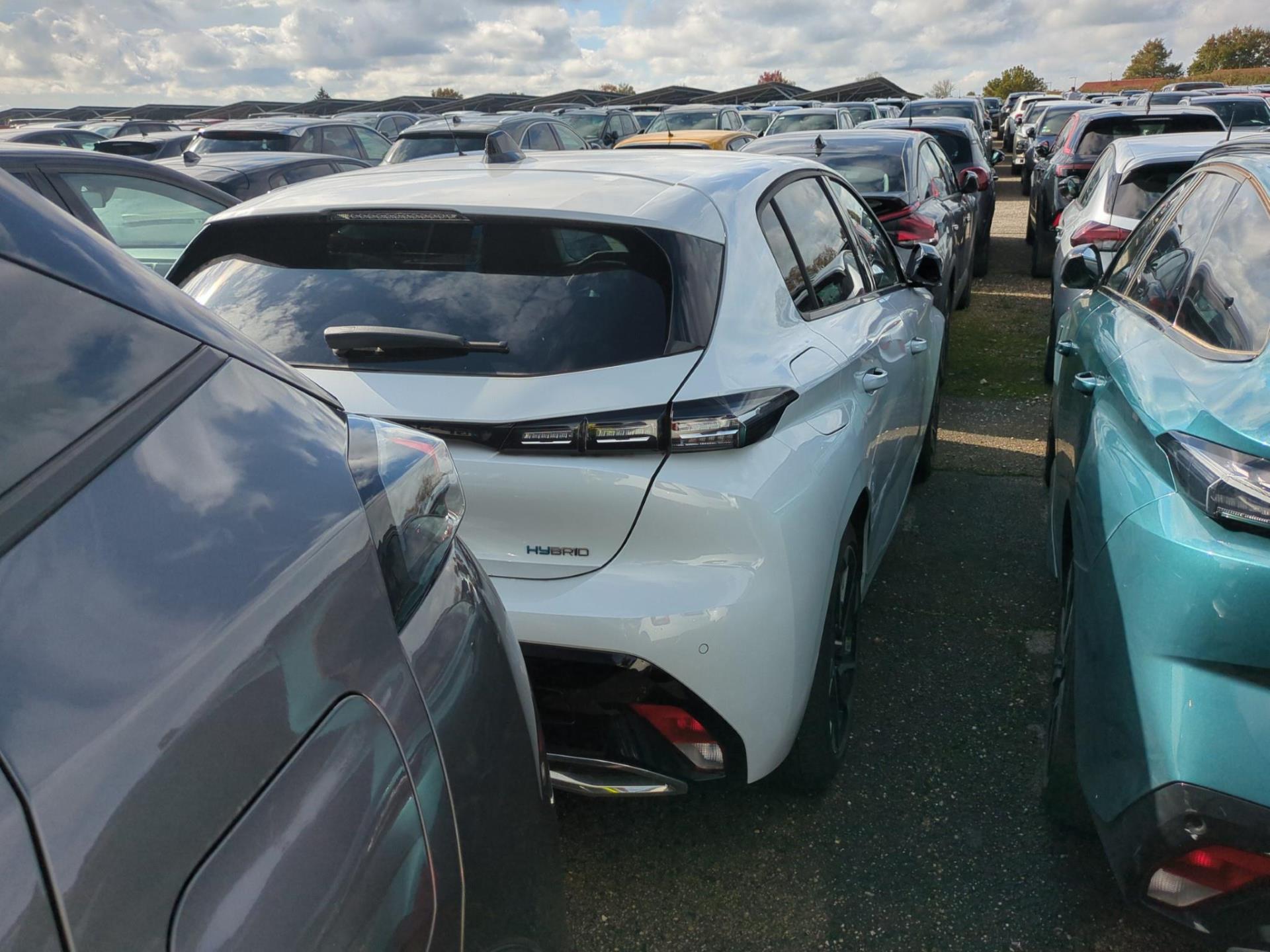 Peugeot 308 PHEV 180 e-EAT8 Allure 2024