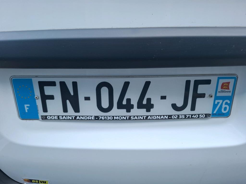 Peugeot EXPERT FGN TOLE STANDARD 2.0 BLUEHDI 120 S&S EAT8 ASPHALT 2020