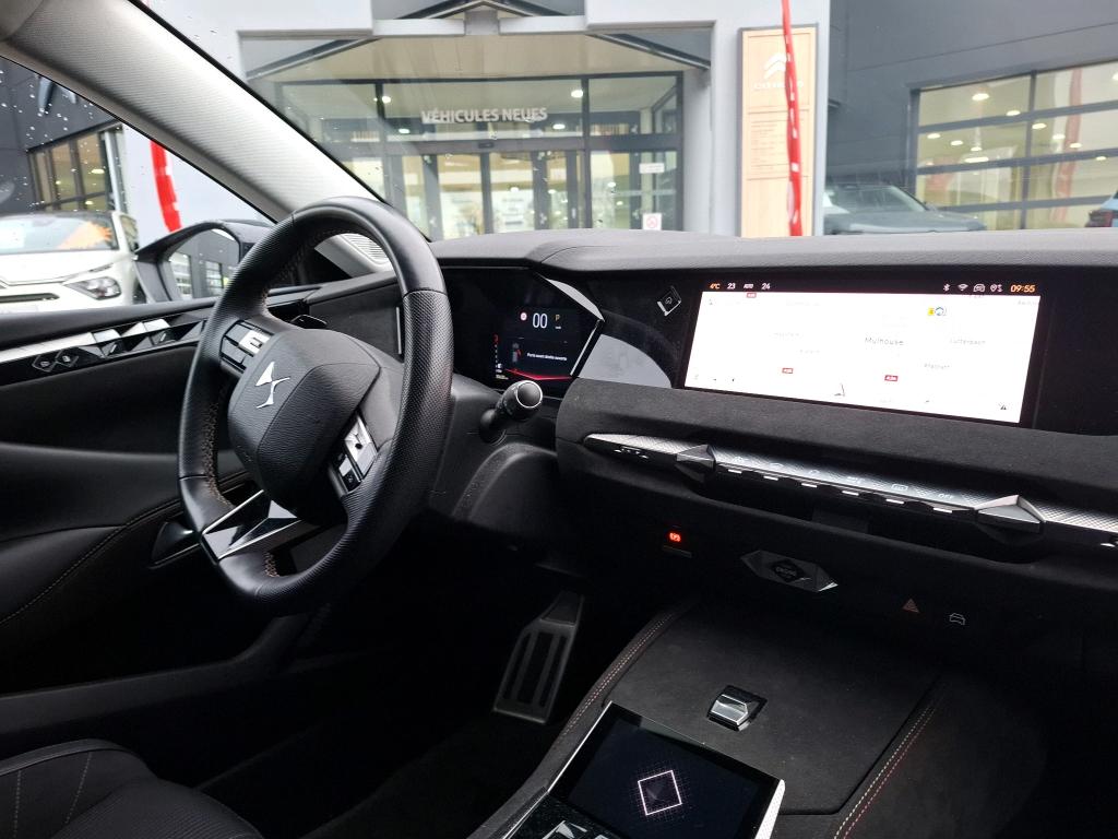 DS DS 4 BlueHDi 130 EAT8 Performance Line 2023