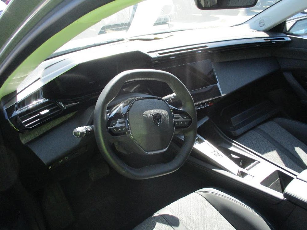 Foto Peugeot 408 18