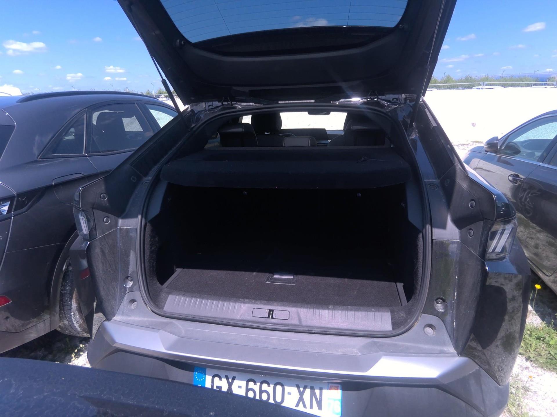 Peugeot 3008 Hybrid 136 e-DCS6 Allure 2024