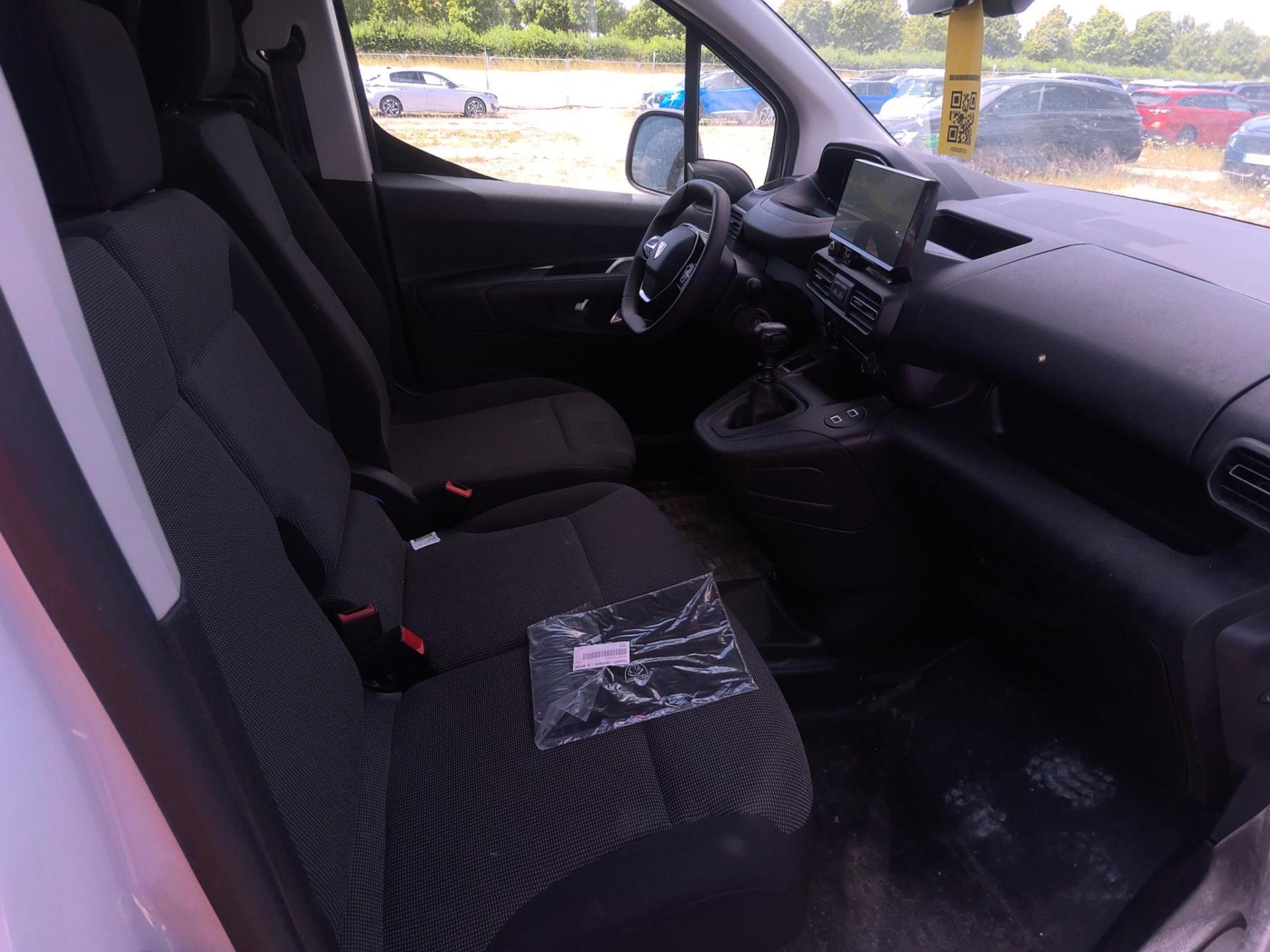 Peugeot PARTNER FOURGON XL 950 KG BLUEHDI 100 S&S BVM6  2024