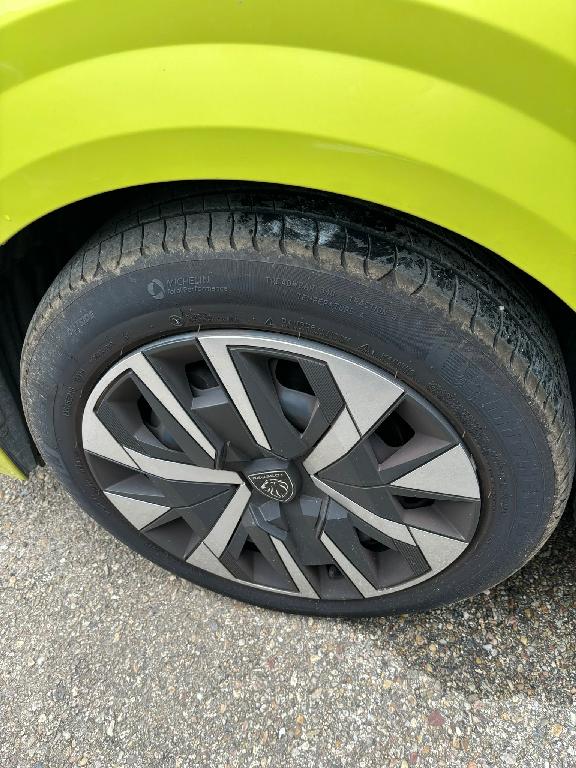 Foto Peugeot 208 10