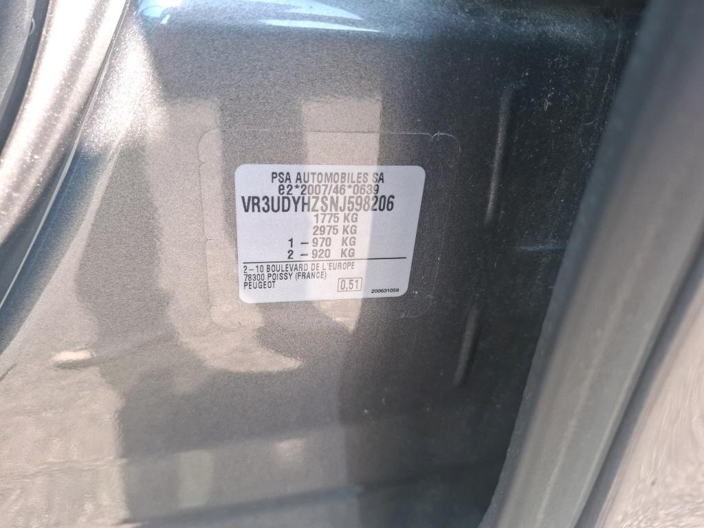Peugeot 2008 BlueHDi 130 S&S EAT8 Allure 2022