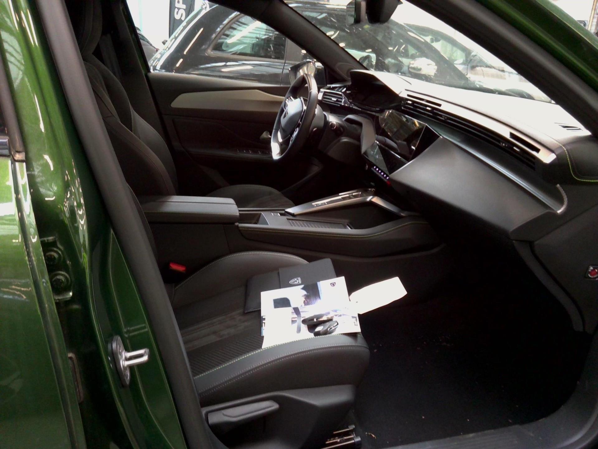 Peugeot 308 BlueHDi 130ch S&S EAT8 GT 2022