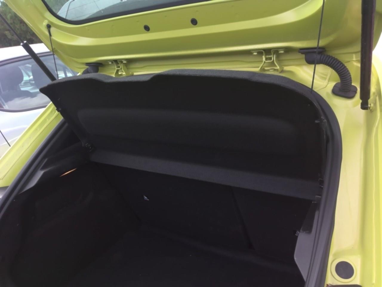 Foto cupra 208 8