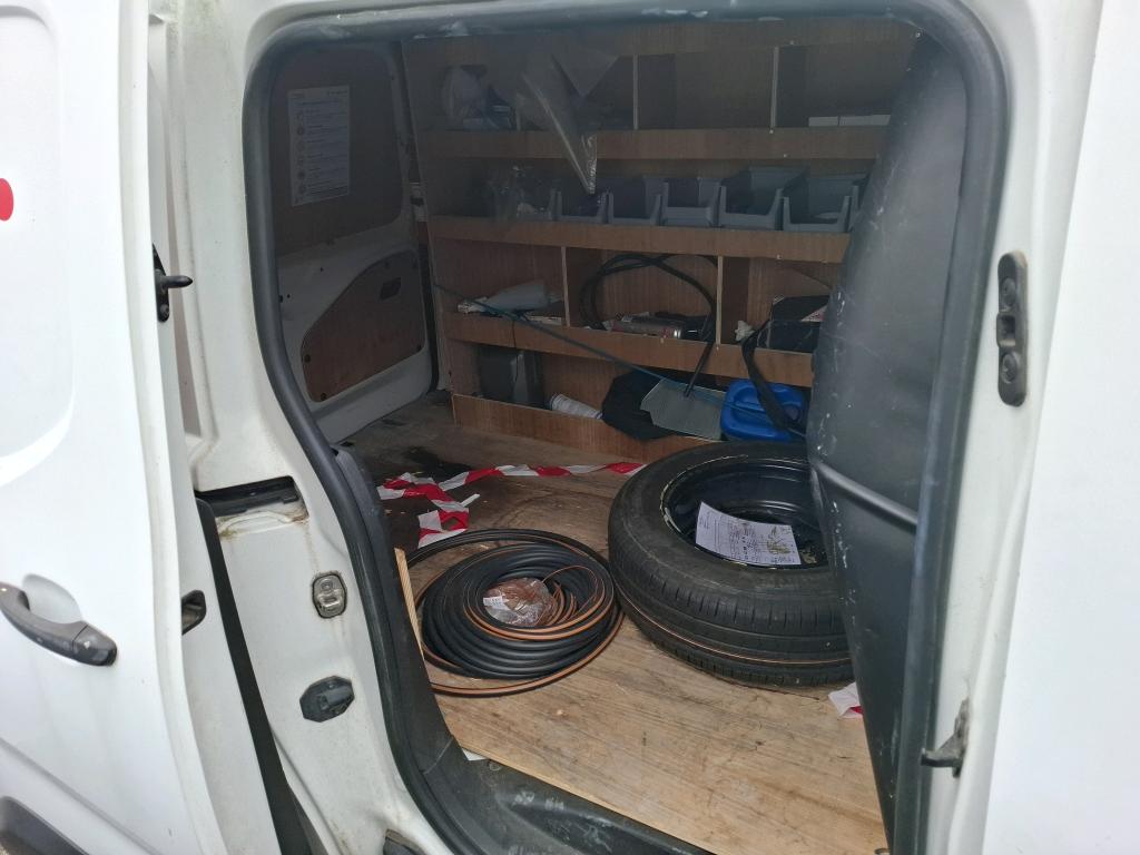 Peugeot PARTNER FOURGON STANDARD 650 KG BLUEHDI 75 BVM5 PREMIUM 2019