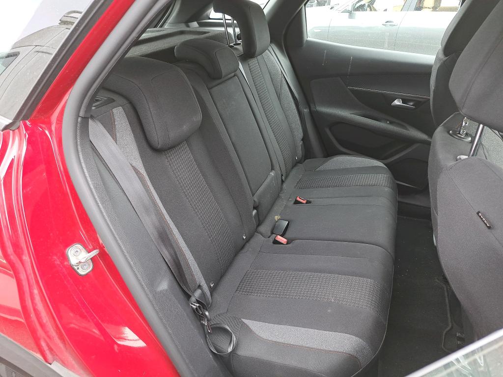 Peugeot 3008 BlueHDi 130ch S&S EAT8 Active Business 2021