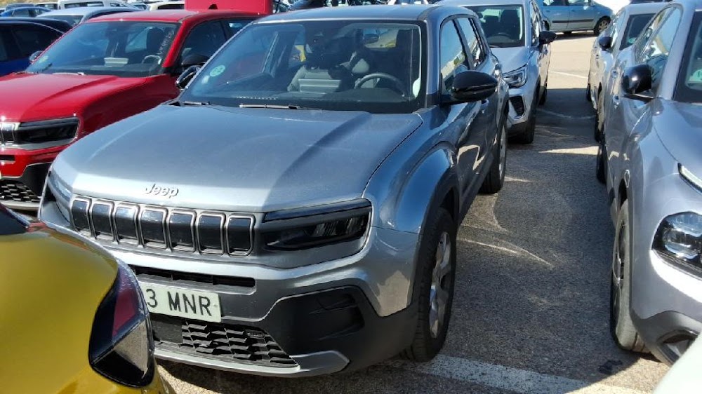 Foto Jeep AVENGER 4