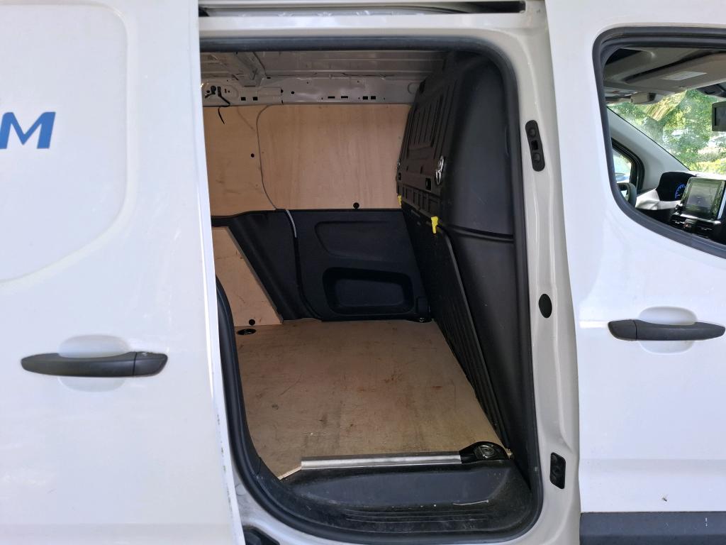 Peugeot E-PARTNER FOURGON M 800 KG 136 CH BATTERIE 50 KWH 2023