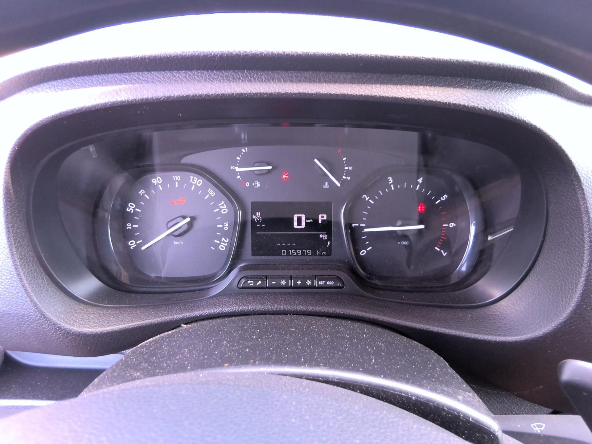Peugeot EXPERT FGN TOLE M BLUEHDI 145 S&S EAT8 2023
